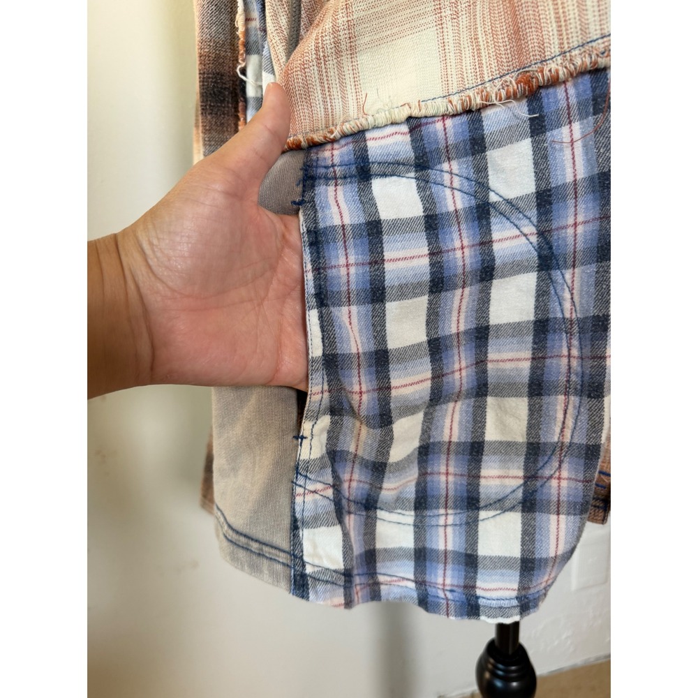 We The Free Large Patchwork Plaid Hooded Flannel Shirt Jacket Shacket Oversized - Picture 4 of 9
